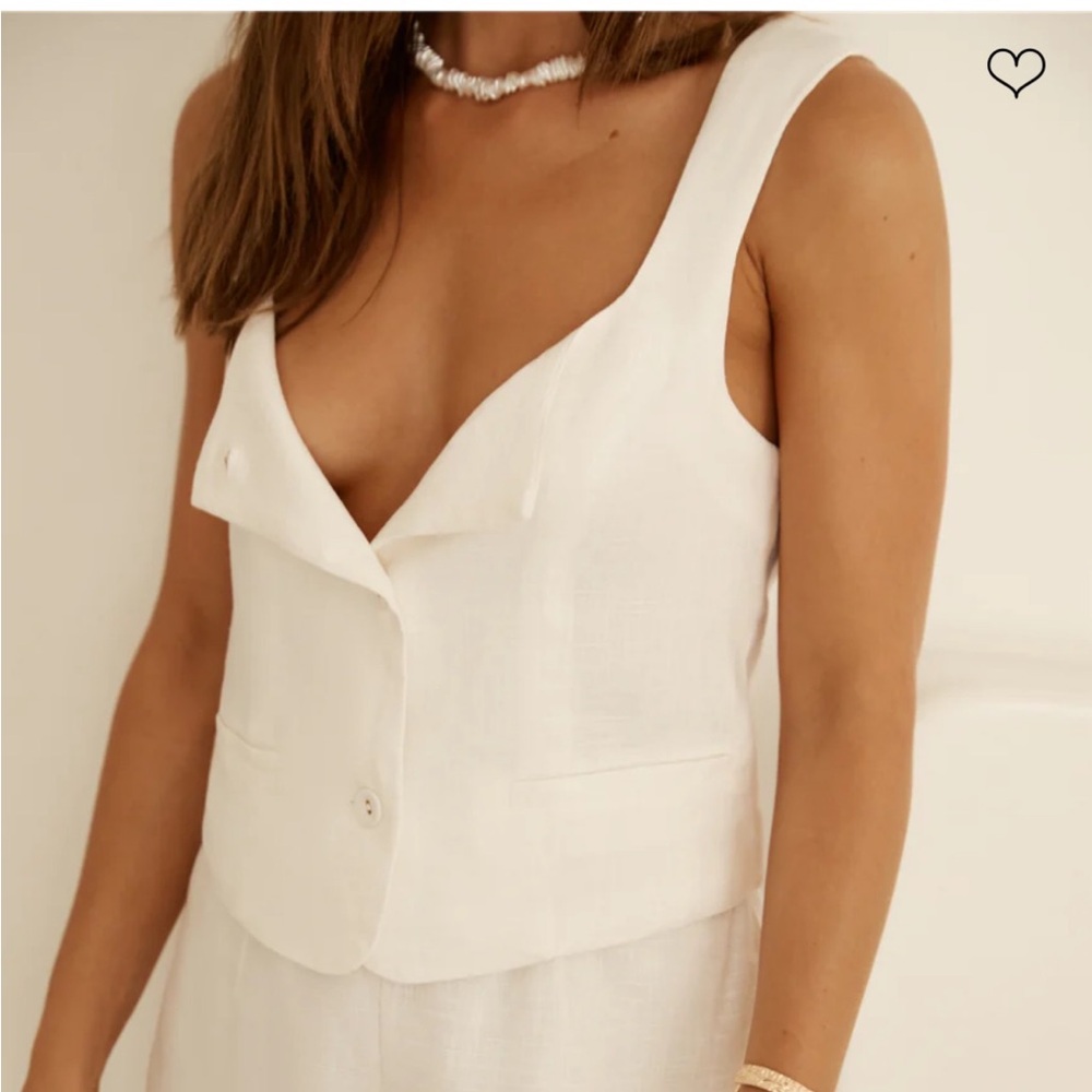 Elegant White Button Down Shirt for Women